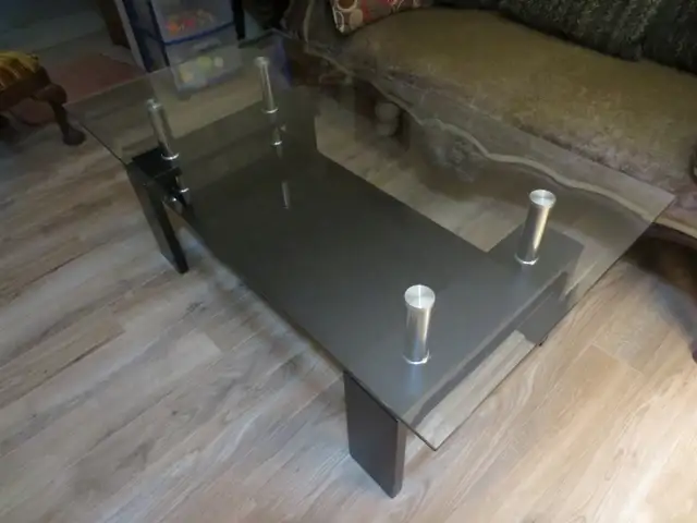 Modern Glass Coffee Table in Coffee Tables in City of Halifax - Image 5