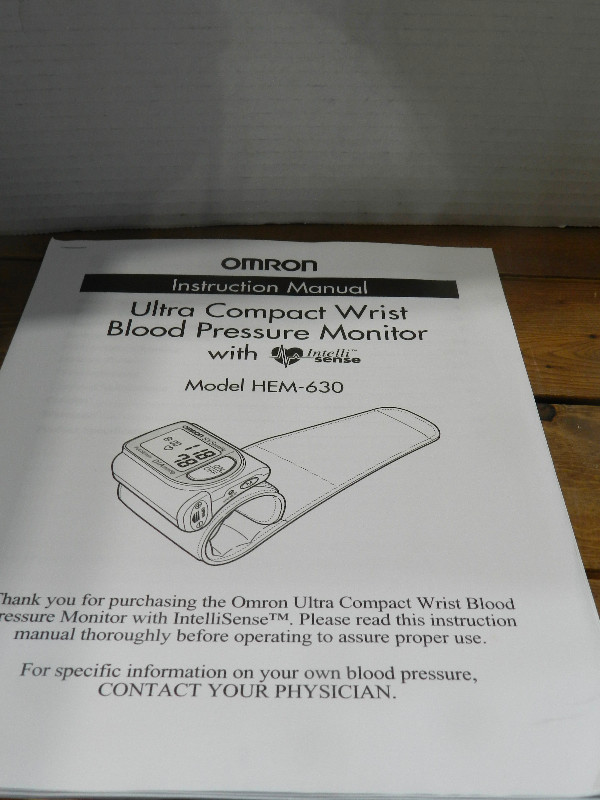 Blood Pressure Monitor, Omron HEM-630 Digital Wrist w/ Hard Case in Health & Special Needs in Strathcona County - Image 4