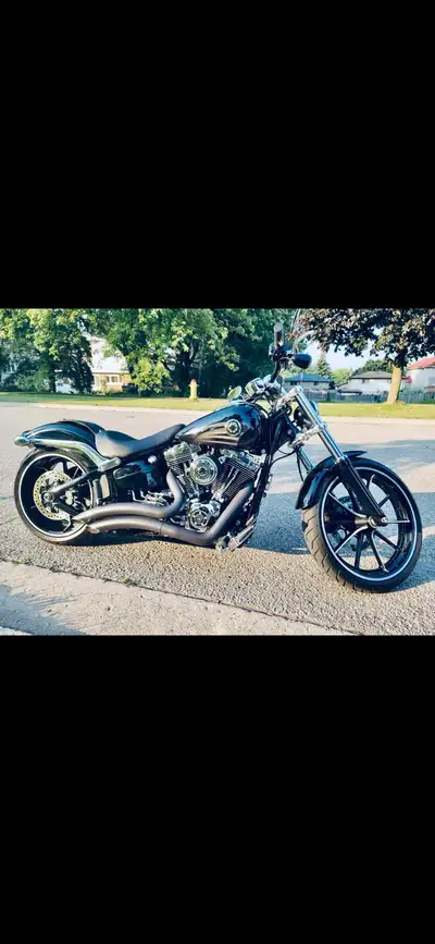 For sale is my Harley-Davidson Break-Out motorcycle. It is in good condition, with only a few minor...