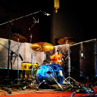 Drum tracks for your song - programmed or acoustic drums