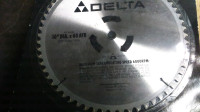 Saw table /delta blade 10" .CASH ONLY