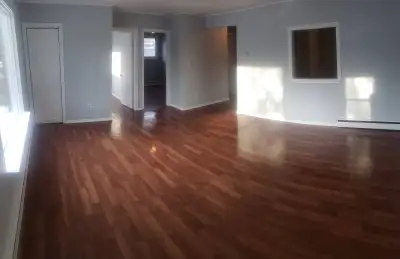 Very Attractive 3 Bedroom Apartment in Orillia