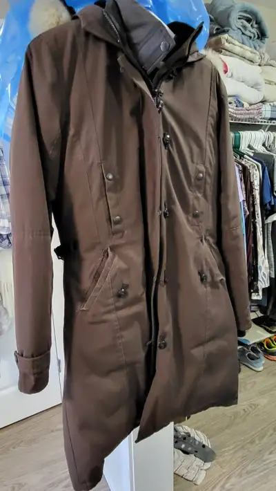 Women’s Canada Goose Parka – Size Large – Made in Canada – Very, View more