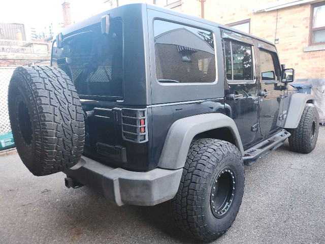 2013 Jeep Wrangler Unlimited Sport 6 Speed in Cars & Trucks in City of Toronto - Image 4