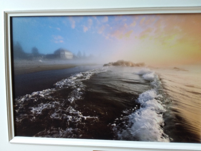 Spectacular framed photo of white point beach. in Arts & Collectibles in Dartmouth - Image 3