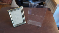 2  PICTURE FRAMES
