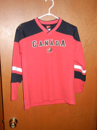 Nike Team Canada Kids Hockey Jersey (10-12)