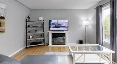 Rent: $3,200 per month (PRICE NEGOTIABLE) Utilities: Tenant pays 100% of utilities Unfurnished Avail...