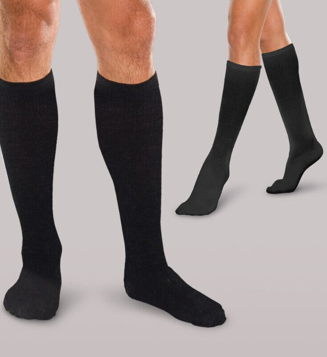 Gradient Compression Support Socks in Other in Ottawa - Image 2