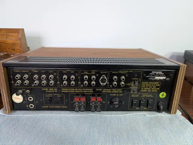 Vintage Pioneer 8100 integrated amplifier c. 1974 in Stereo Systems & Home Theatre in Calgary - Image 8