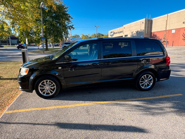 certified dodge caravan 2014 in Cars & Trucks in Oakville / Halton Region