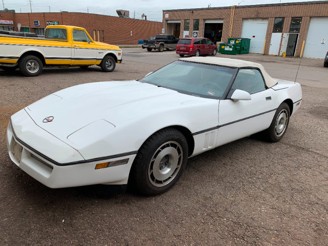 1987 Chevy Corvette Convertible in Cars & Trucks in City of Toronto - Image 2