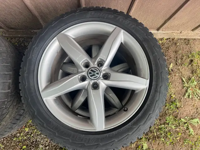 VW 18 inch Rims and winter tires  in Tires & Rims in Hamilton - Image 4