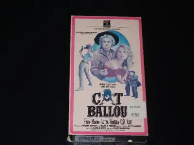 En excellente condition. Pour voir mes autres cassettes vidéo à vendre sur Kijiji, entrez : VHSS dan...