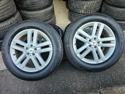 Selling 4 original 19 inches mercedes benz gls rims with Michellin winter tires 265/55/R19. Rims are...