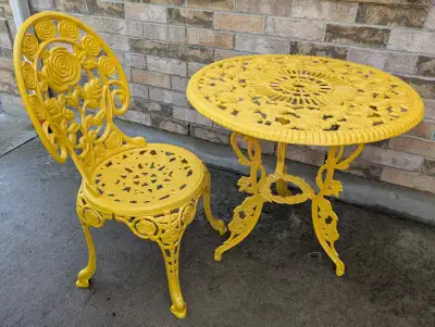 Outsunny 2pc set Antique Style Patio Bistro Table Chair Aluminum, View more