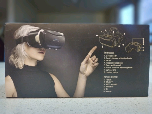 3D Virtual Reality Goggles/Glasses with Wireless Remote (*NEW*) in General Electronics in City of Toronto - Image 3