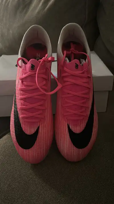  soccer shoes , View more