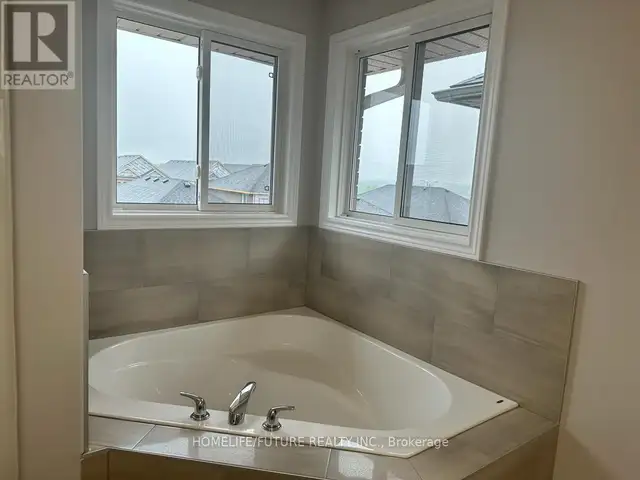 Looking for tenant to rent in Room Rentals & Roommates in Peterborough - Image 18