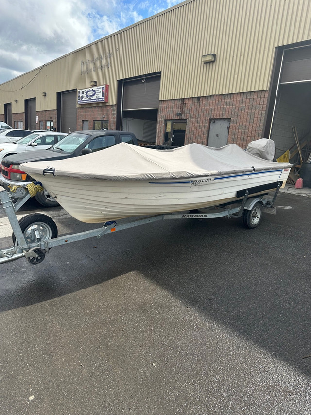 Bateau Mekinac dans Vedettes et bateaux à moteur  à Laval/Rive Nord