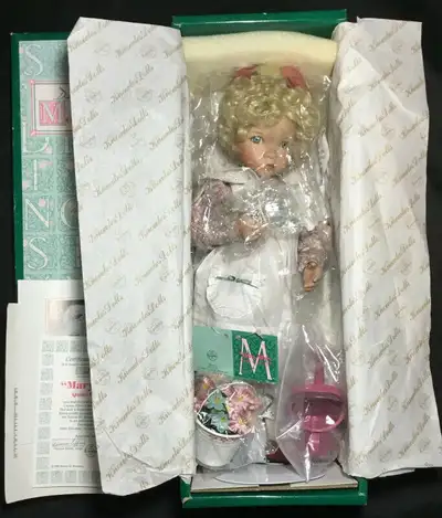 Edwin Knowles China Mary Mary Quite Contrary Limited Edition, View more