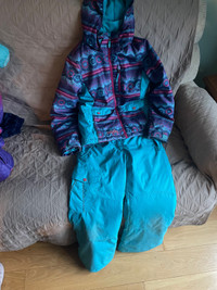 Costco girl's snow suit - Size 12