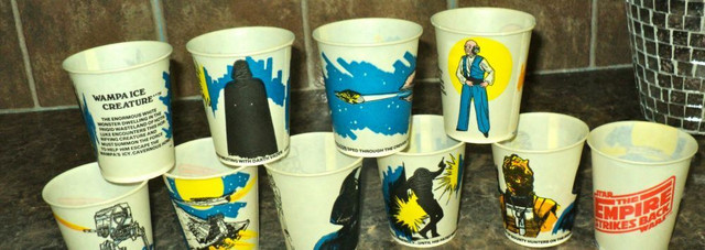 THE EMPIRE STRIKES BACK- VINTAGE 1981 DIXIE CUPS in Arts & Collectibles in Edmonton - Image 2