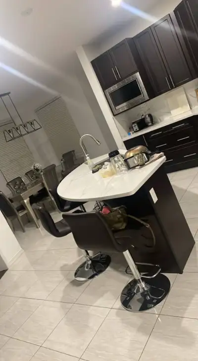 Rooms, Rooms, Rooms for Rent!!!