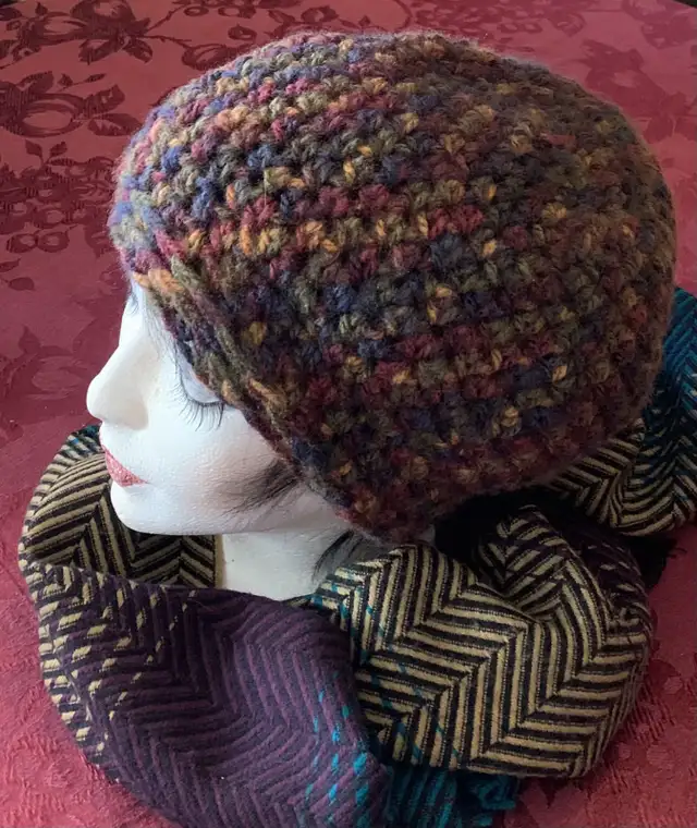 Crocheted (Slightly/Super) SLOUCHY HATS! Crafted by me! NEW! in Women's - Tops & Outerwear in Hamilton - Image 4