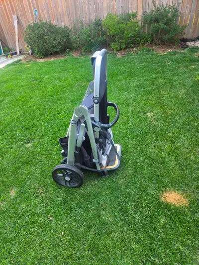 Title: UPPAbaby Vista V2 2020 – Good Condition – Accessories Inc, View more