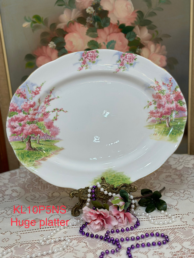 Huge Blossom Time Royal Albert Serving platter- Bone China made  in Kitchen & Dining Wares in Oakville / Halton Region