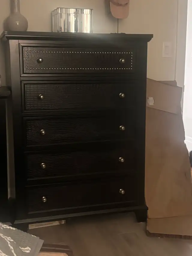 black tall dresser  in Dressers & Wardrobes in Belleville - Image 2