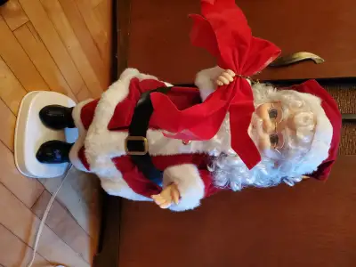 Animted Santa Claus, View more