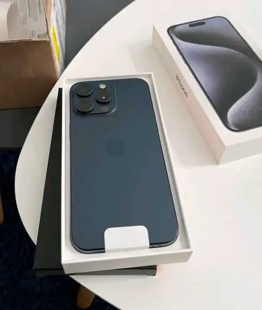 iPhone 14 Pro in Cell Phones in Kamloops - Image 3