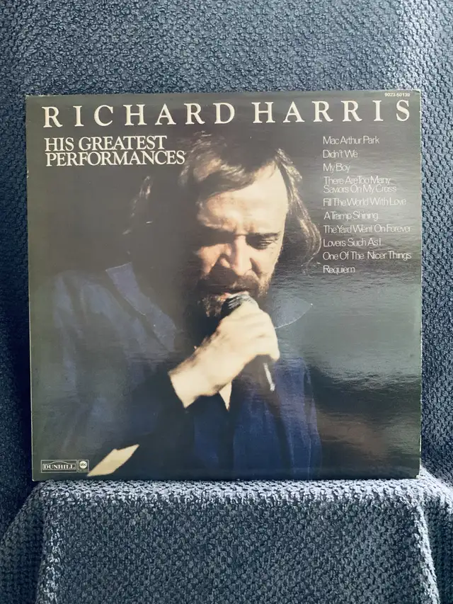 Richard Harris - His Greatest Performances (Vinyl Lp) in CDs, DVDs & Blu-ray in Mississauga / Peel Region - Image 2