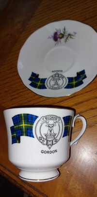 Beautiful  vintage English Scottish emblem  bone china cup with