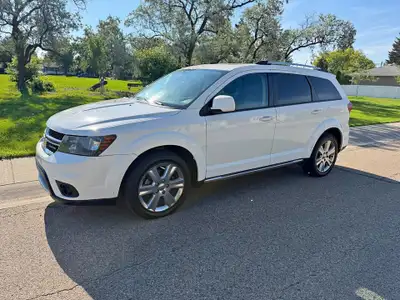ACTIVE 3.6L AWD 7 seater RT SUV, with remote entry and starter, power windows, mirrors, locks, and s...