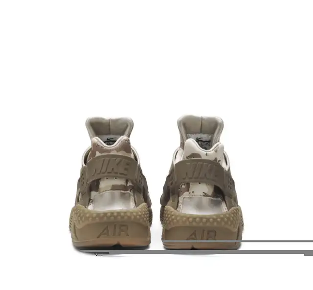 Nike Air Huarache Run Desert Camo Women’s Shoes in Women's - Shoes in Oshawa / Durham Region - Image 3