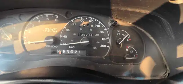 Mazda B4000532101986056949765