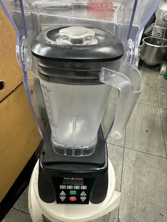 Waring Commercial Xtreme Blender w/ Sound Shield – Heavy Duty in Processors, Blenders & Juicers in Markham / York Region - Image 7