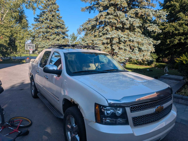 2013 Chevrolet Avalanche Black Diamond in Cars & Trucks in Oakville / Halton Region - Image 3