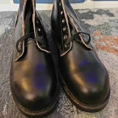 Vintage IPACO Limited black leather work boots made in Canada. Size 8.5D Classic old-school heavy-du...