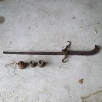 Antique hanging bar balance scale