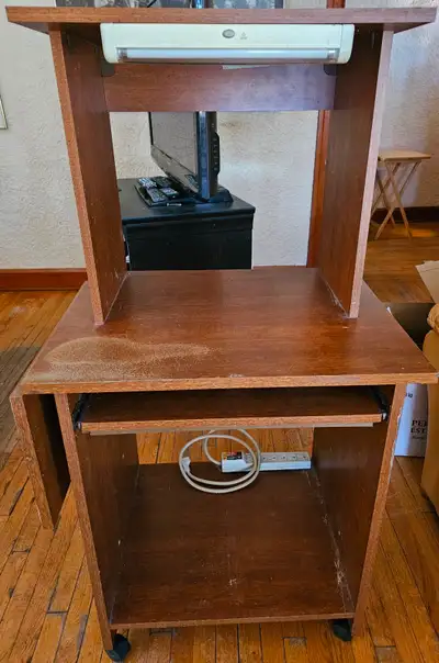 Free computer desk, View more