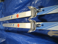 karhu cross country skis, 150 cm, 3-pin bindings, wax type, kid