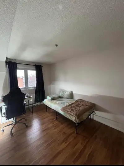 Private bedroom available from 1st February or earlier at 2080 Quingate Place Details: Looking for a...