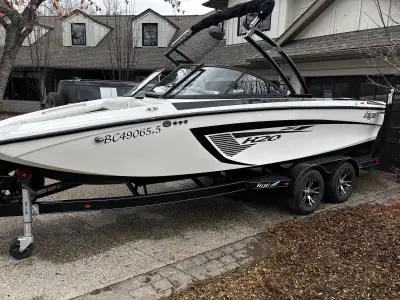 2024 Tige R20 surf boat with low hours and in great condition. Boat has an upgraded sound system and...