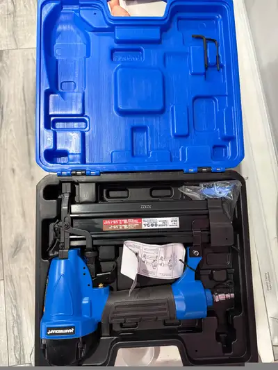 Mastercraft 18-Gauge 2-in-1 Pneumatic Nailer & Air Stapler, View more