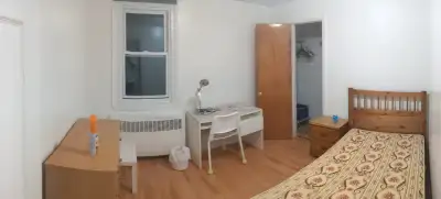 Room for rent for students (600$)