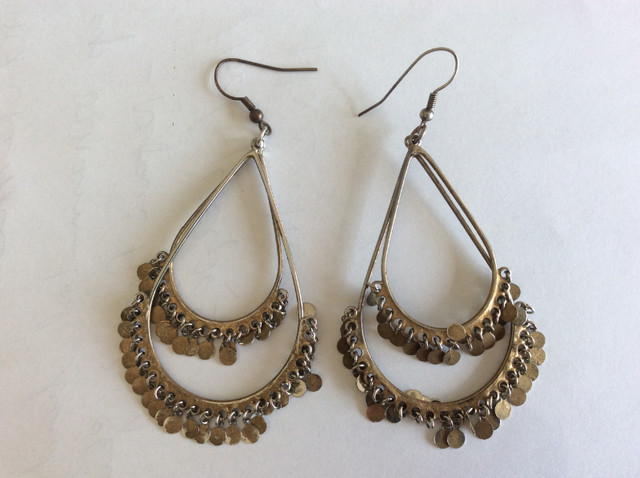 3½" Gold-Toned Metal Double Loop Earrings in Jewellery & Watches in Winnipeg